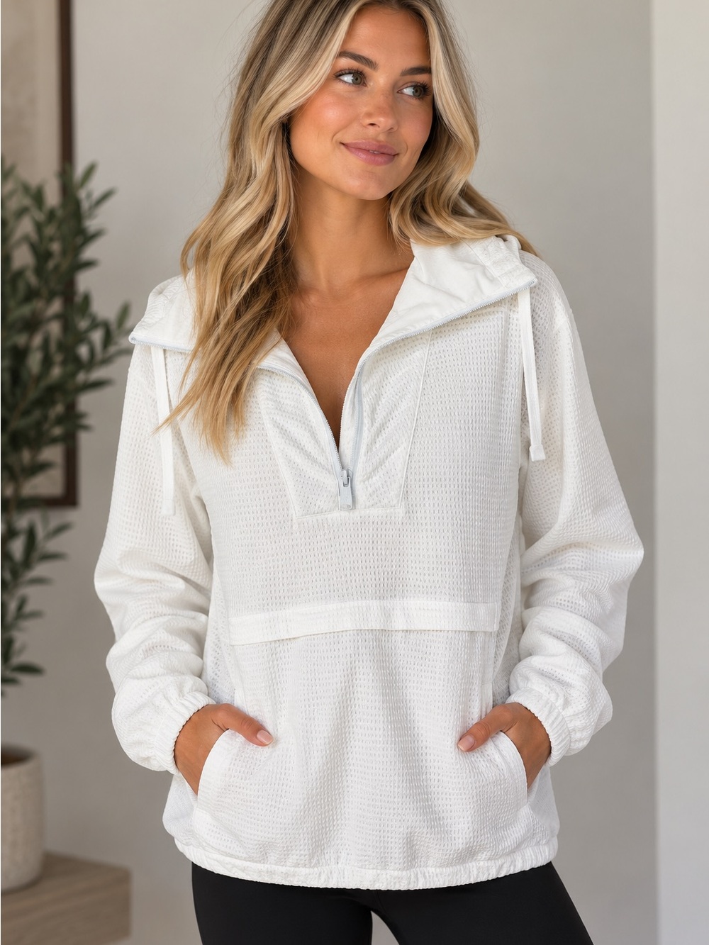 Women’s White Pullover lululemon jacket